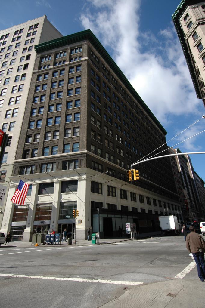 1115 broadway